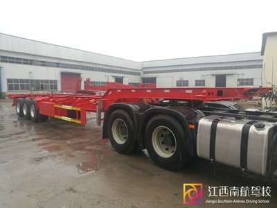 深圳海港碼頭集裝箱運(yùn)輸車價格與購銷指南